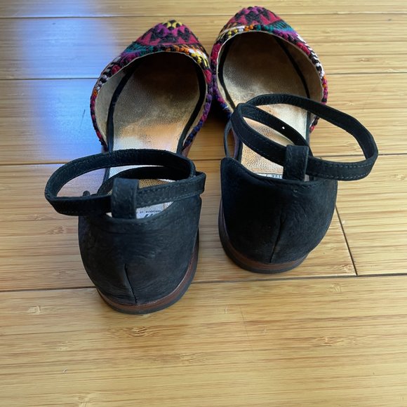 Handmade Women-Owned Woven Multicolor Pointed Toe Flats - Picture 4 of 7